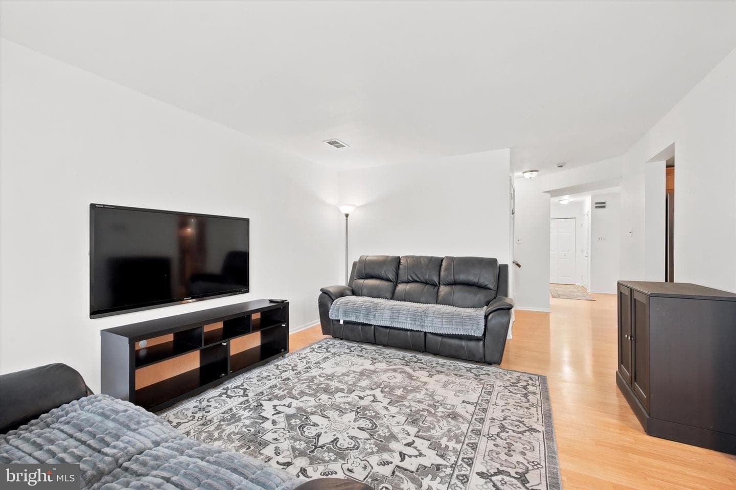 203 Camsten Court photo 12