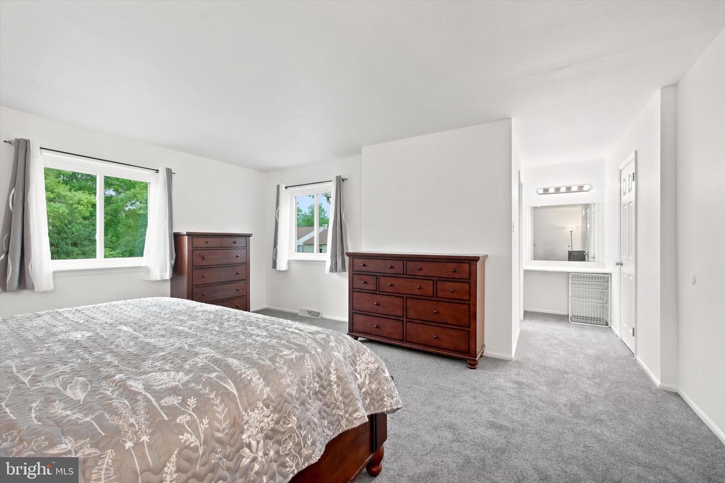 203 Camsten Court photo 14