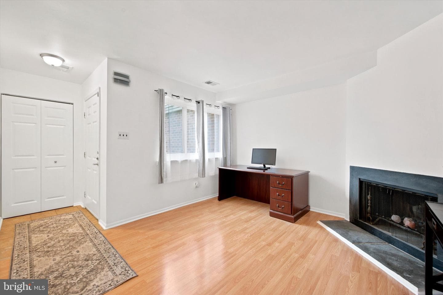 203 Camsten Court photo 5