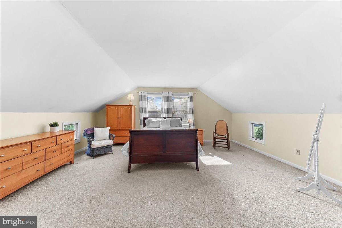 12 Peach Tree Lane photo 30