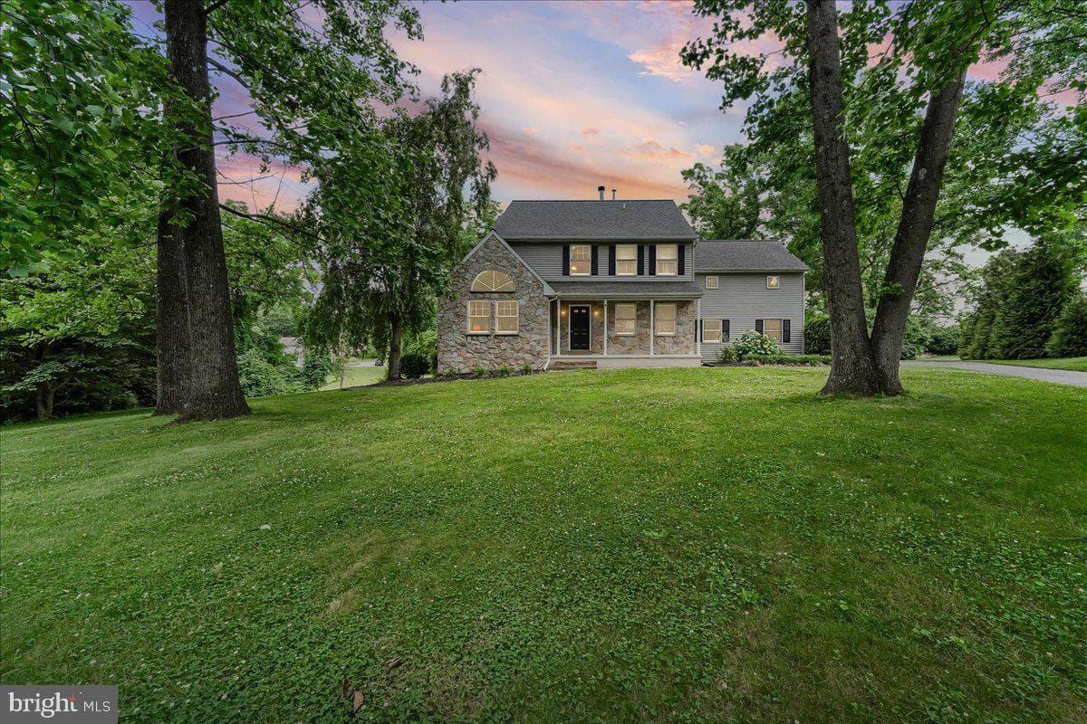 12 Peach Tree Lane photo 42
