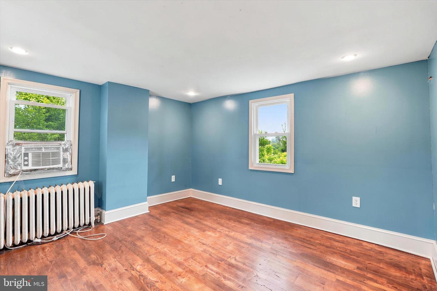 50 Colonial Springs Road photo 9