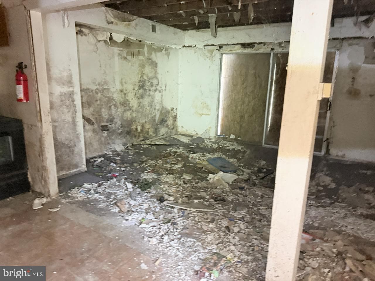 215 Andrew Road photo 15