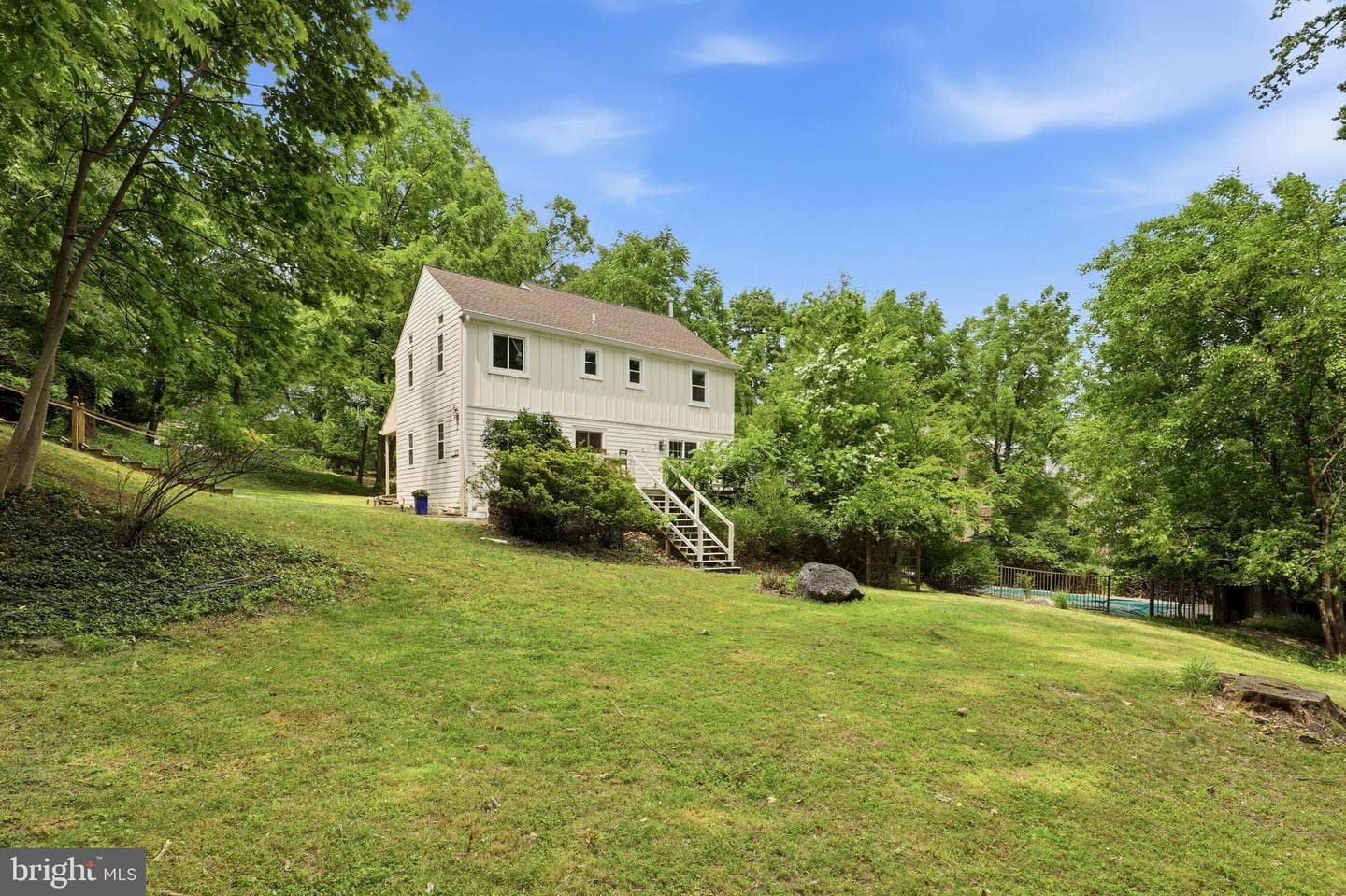 575 W Valley Road photo 51
