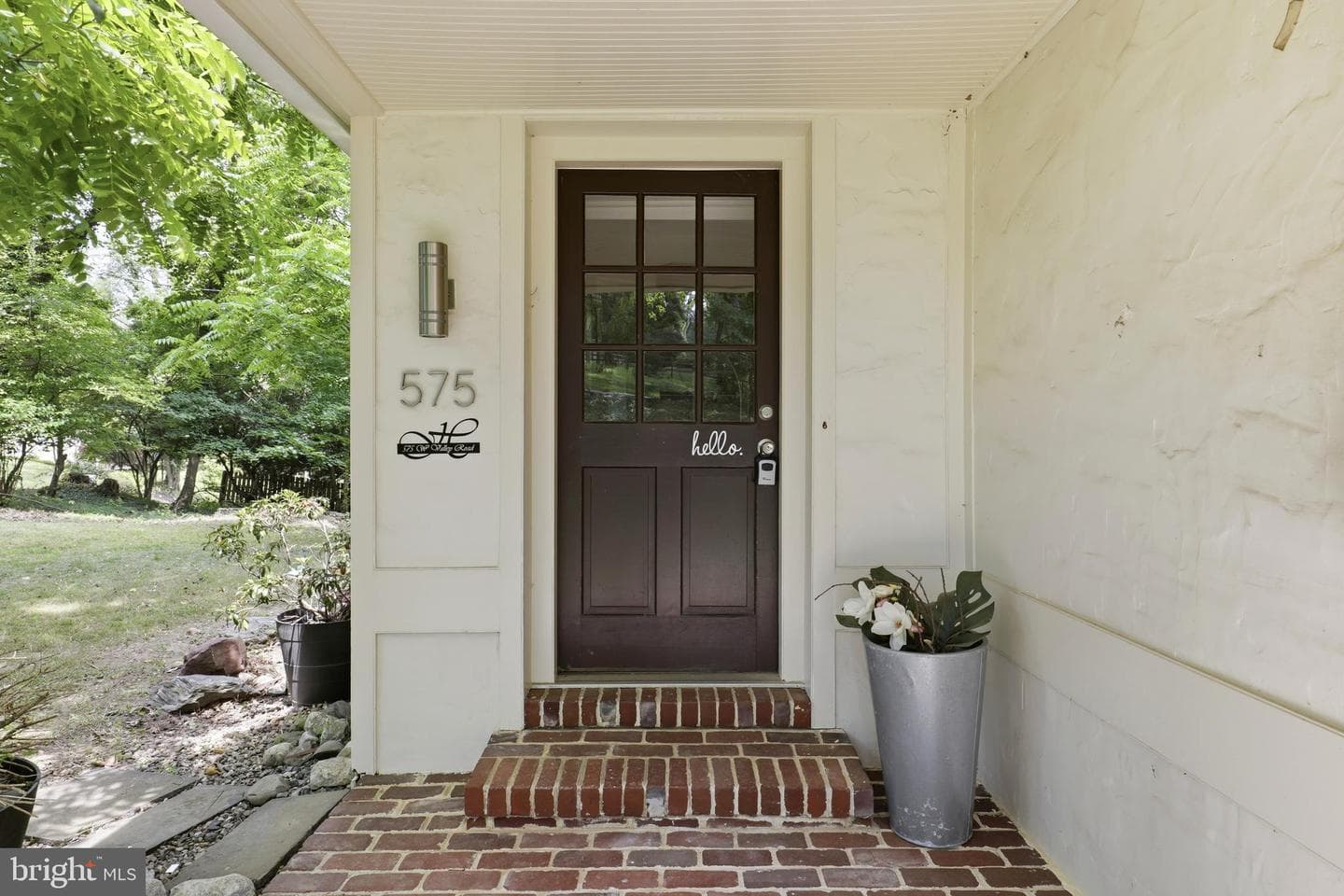 575 W Valley Road photo 6