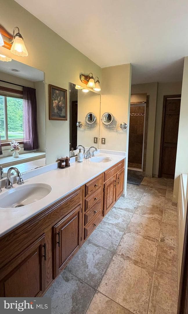 170 Lenora Lane photo 29
