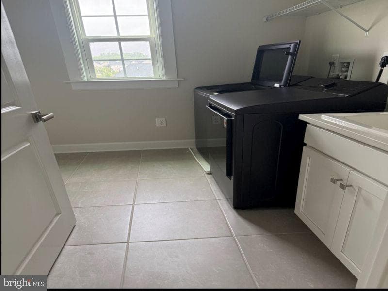 207 Alexis Court photo 42