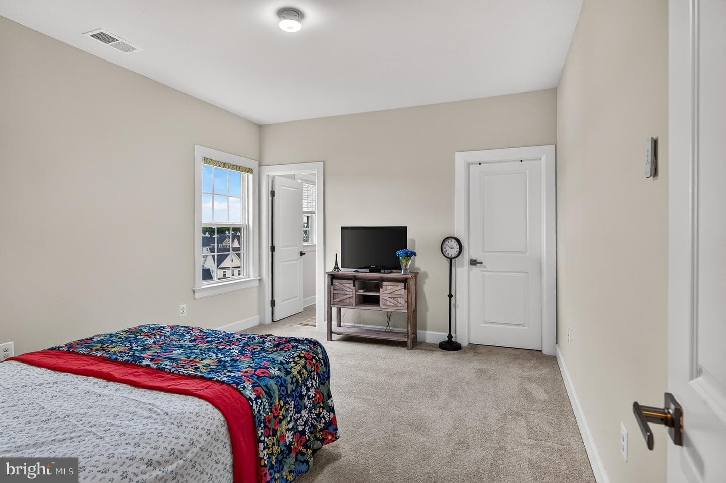 207 Alexis Court photo 44