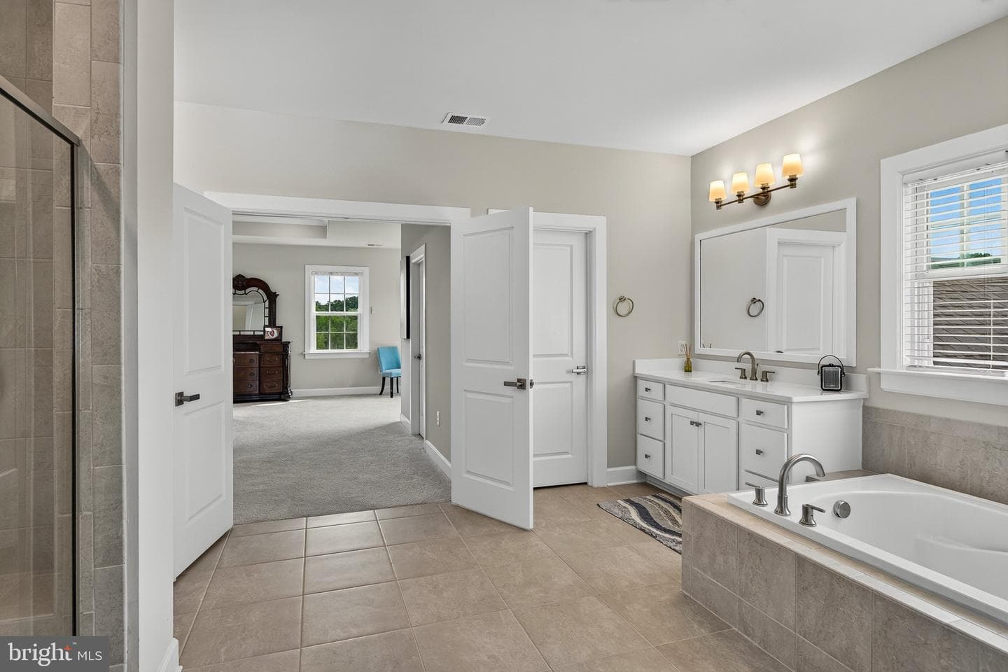 207 Alexis Court photo 63