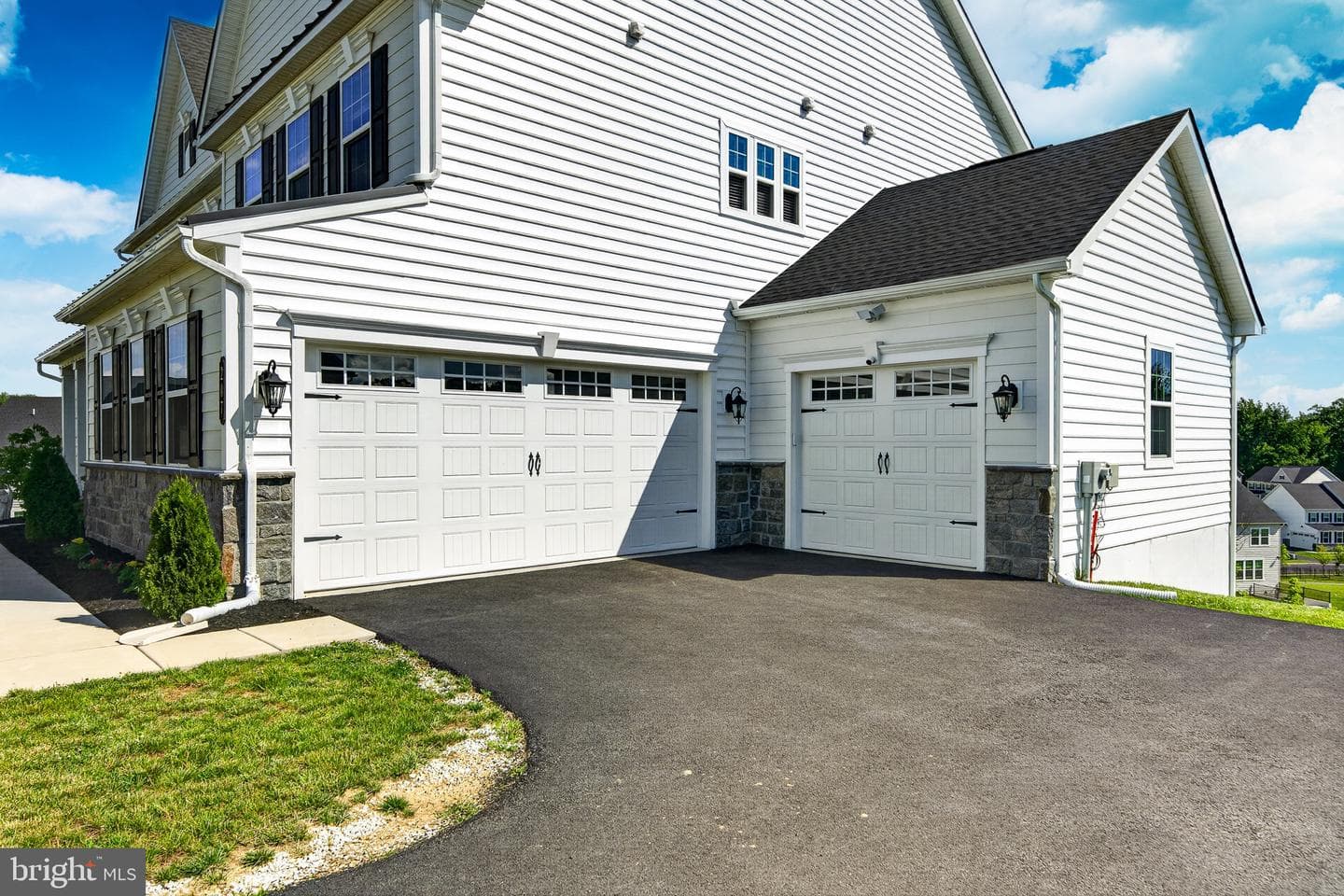 207 Alexis Court photo 68