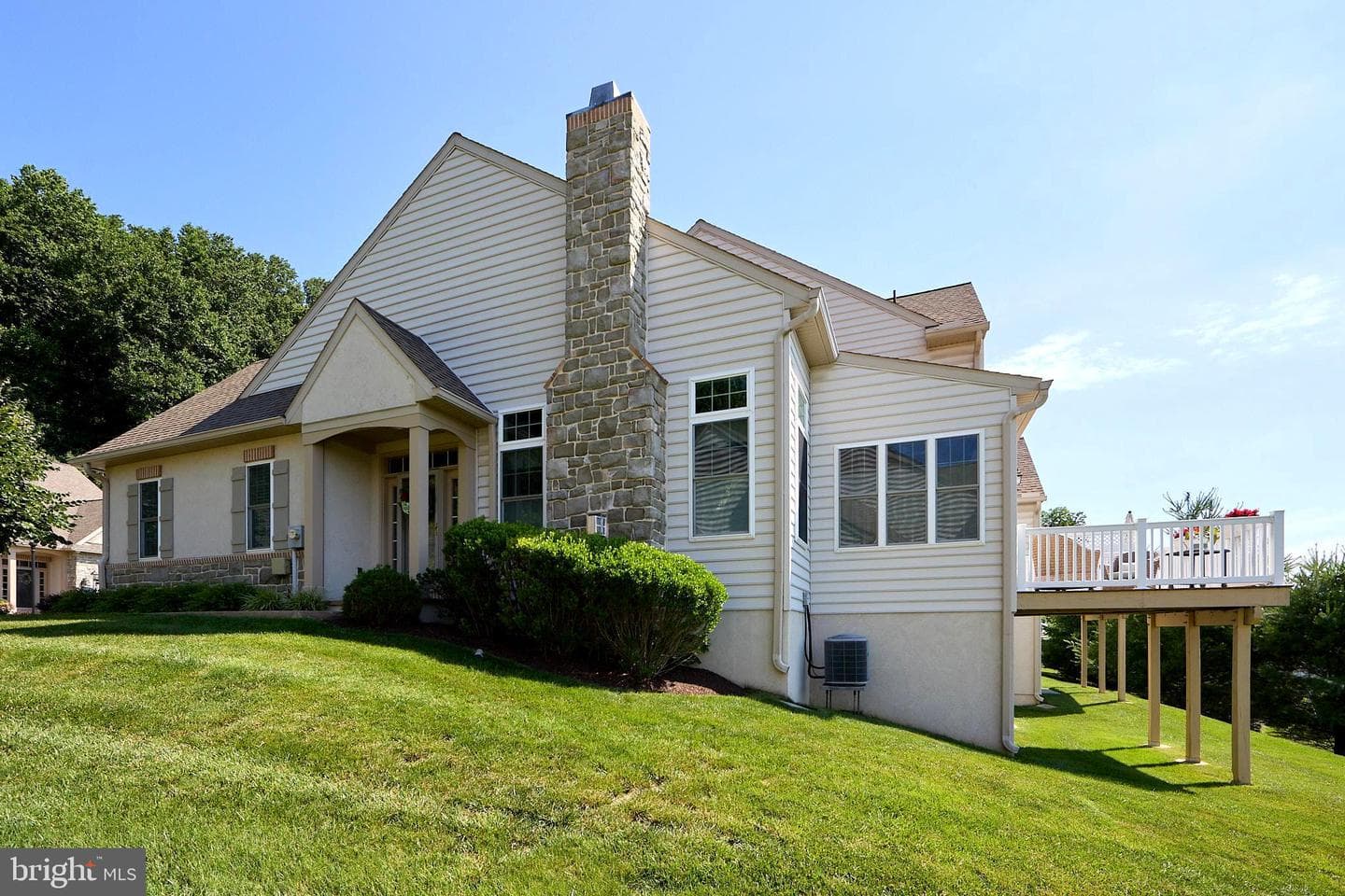 1256 S Red Maple Way photo 5