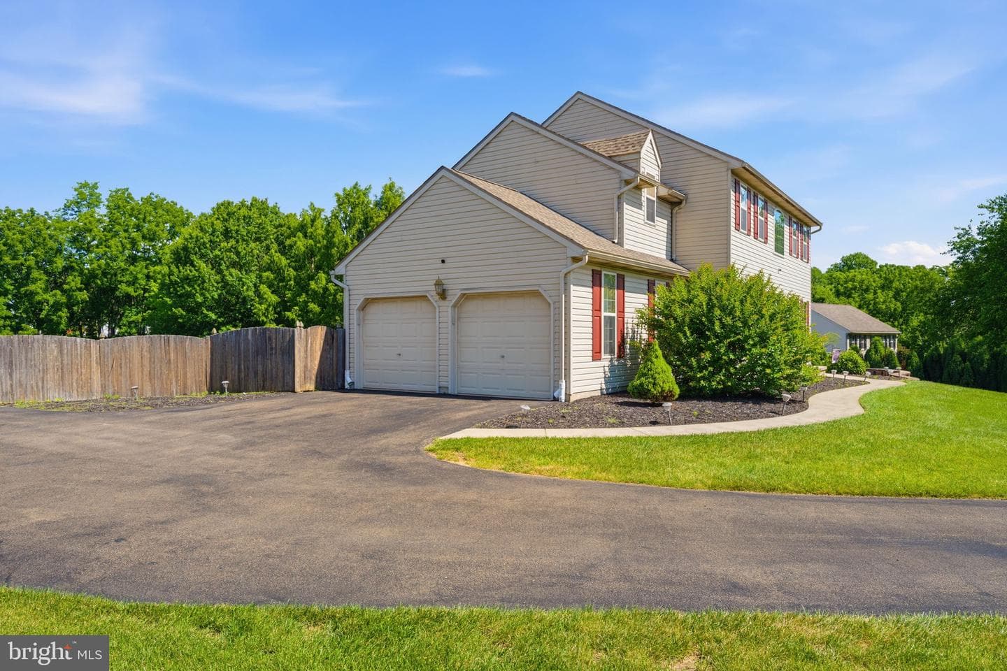 101 White Doe Drive photo 11