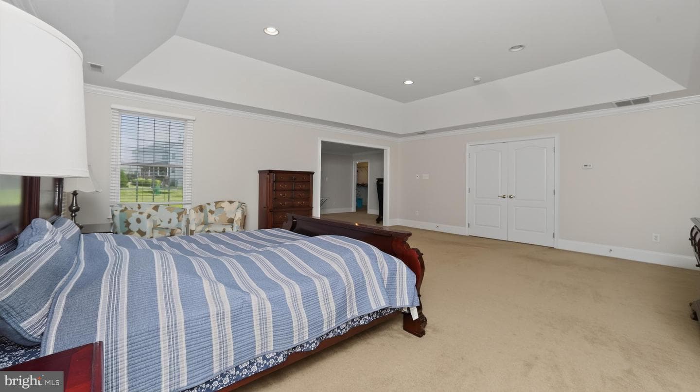 1464 W Stonington photo 44