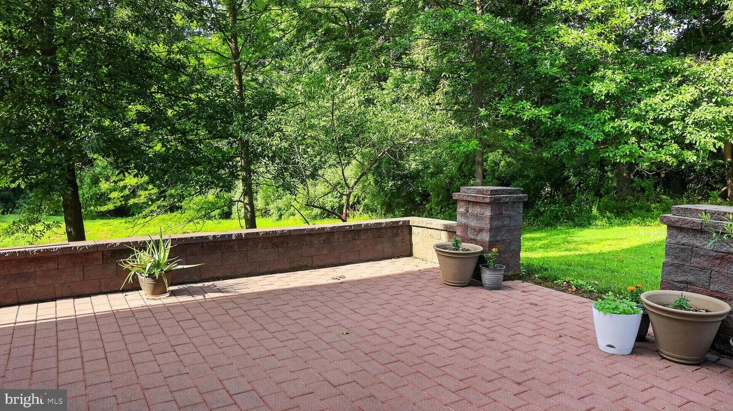1464 W Stonington photo 71