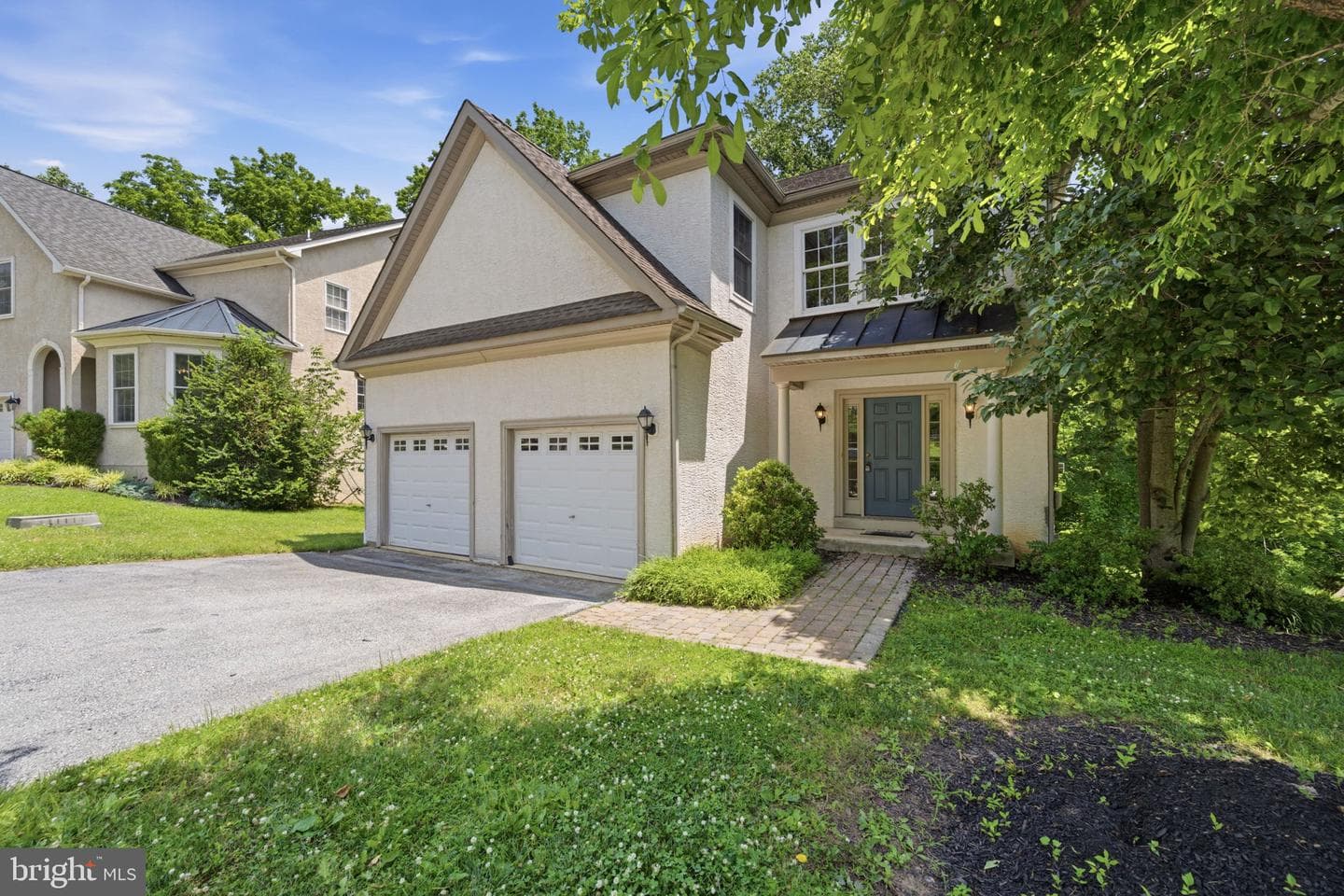 522 Raspberry Ln, West Chester