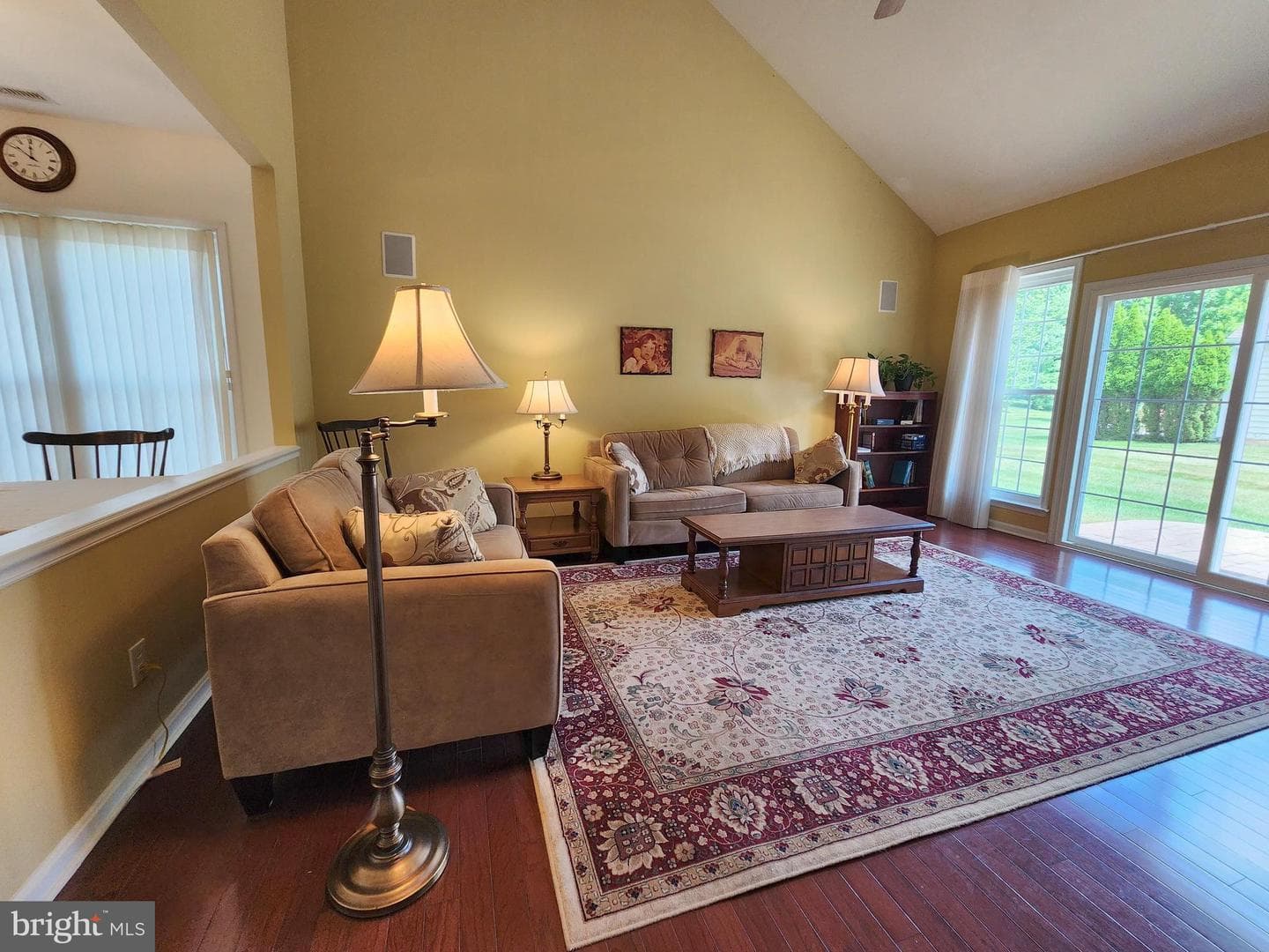 128 Lantana Drive photo 12