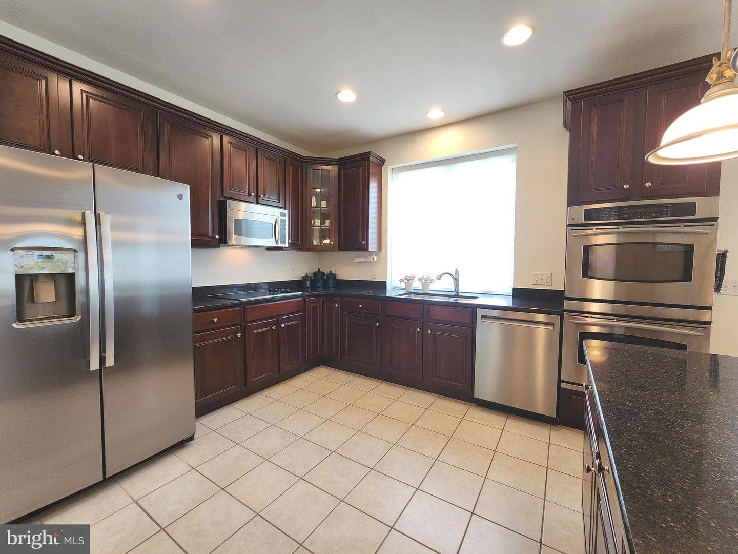 128 Lantana Drive photo 8