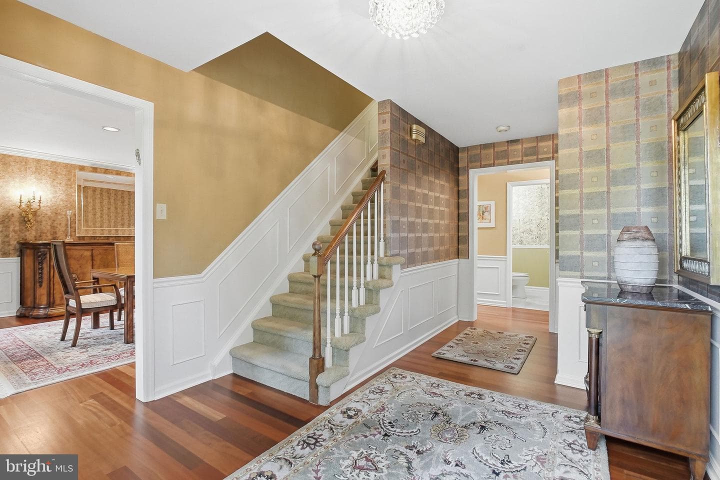 525 Beaumont Circle photo 25