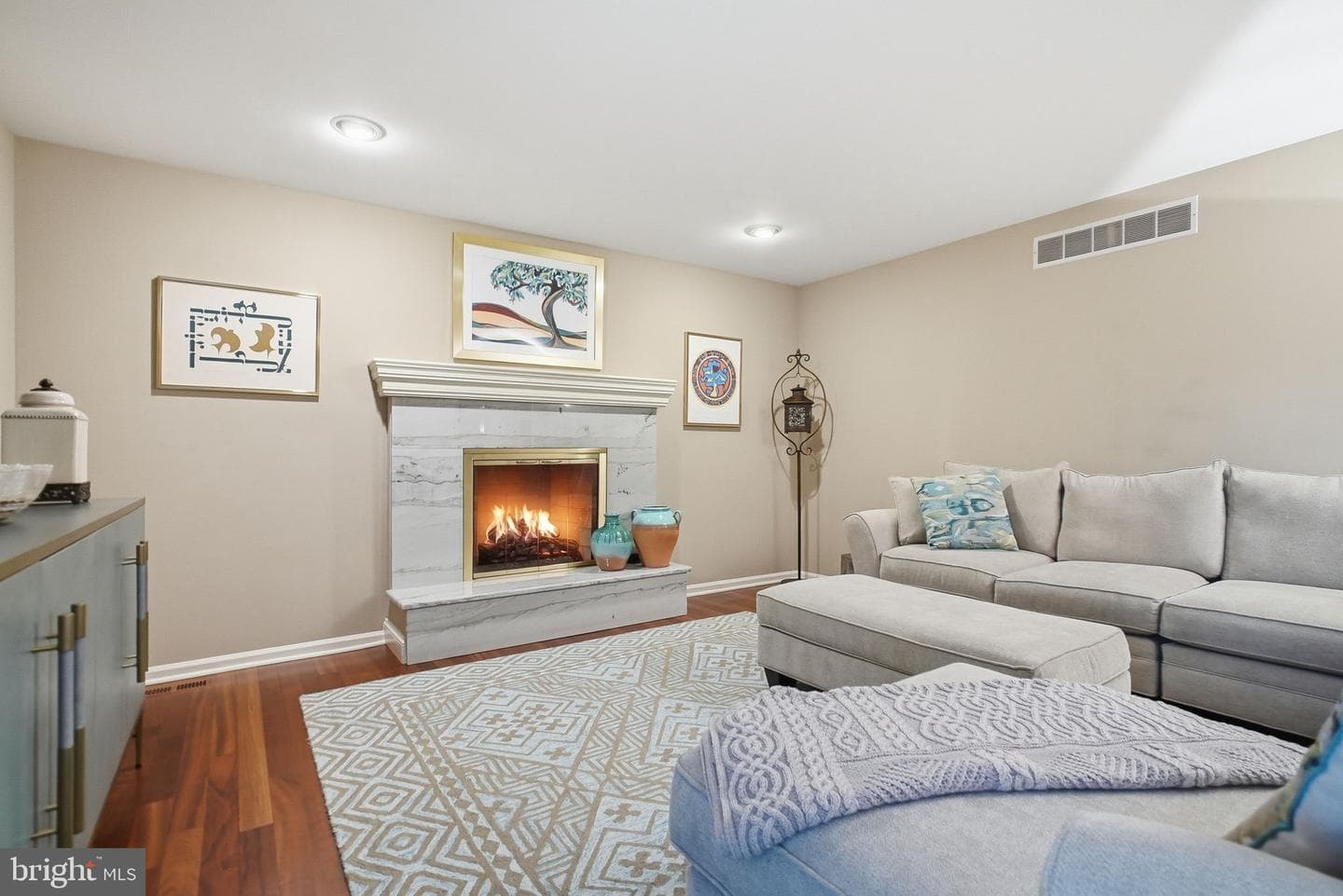 525 Beaumont Circle photo 43
