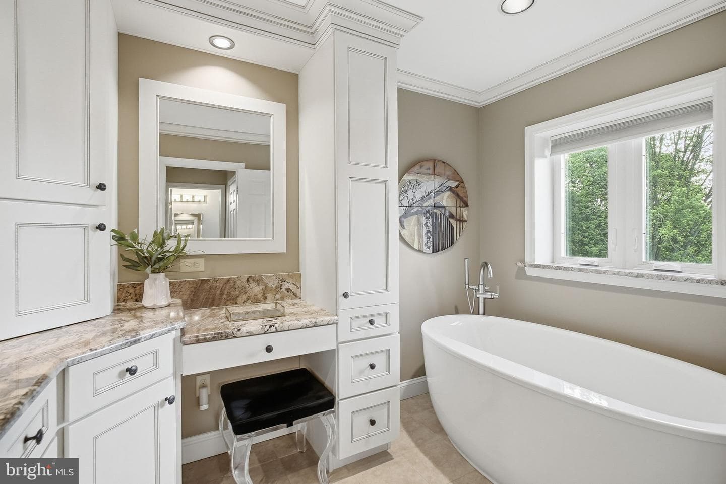 525 Beaumont Circle photo 64