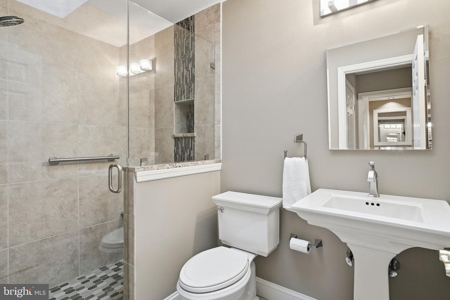 525 Beaumont Circle photo 65