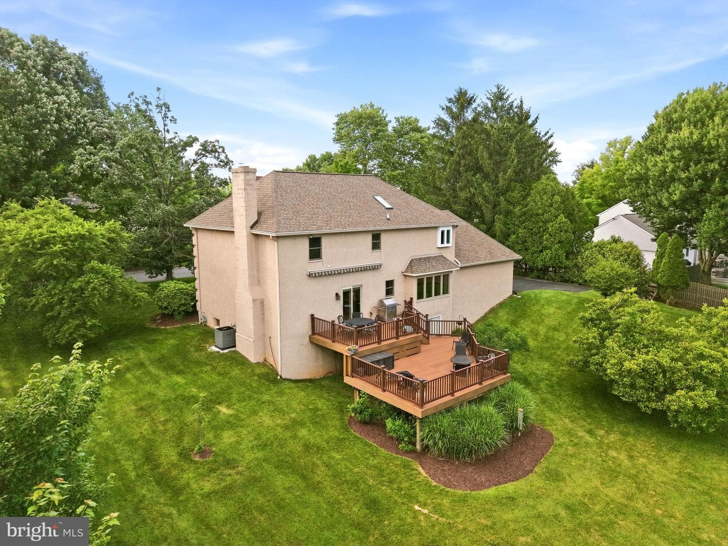 525 Beaumont Circle photo 84