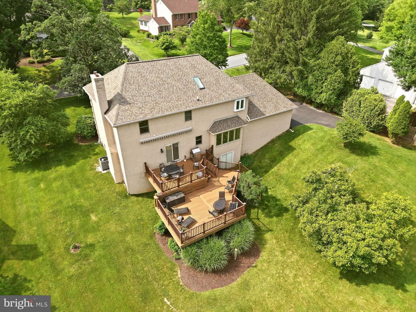 525 Beaumont Circle photo 88