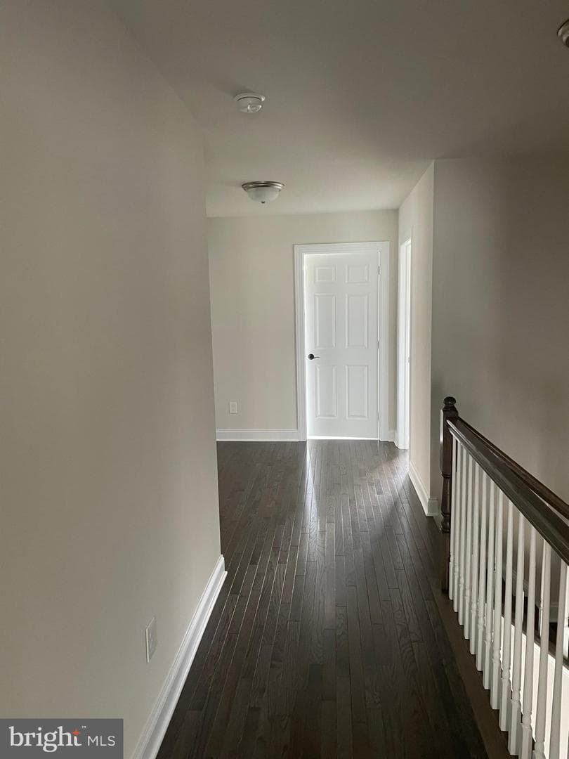 512 Lewis Street photo 25