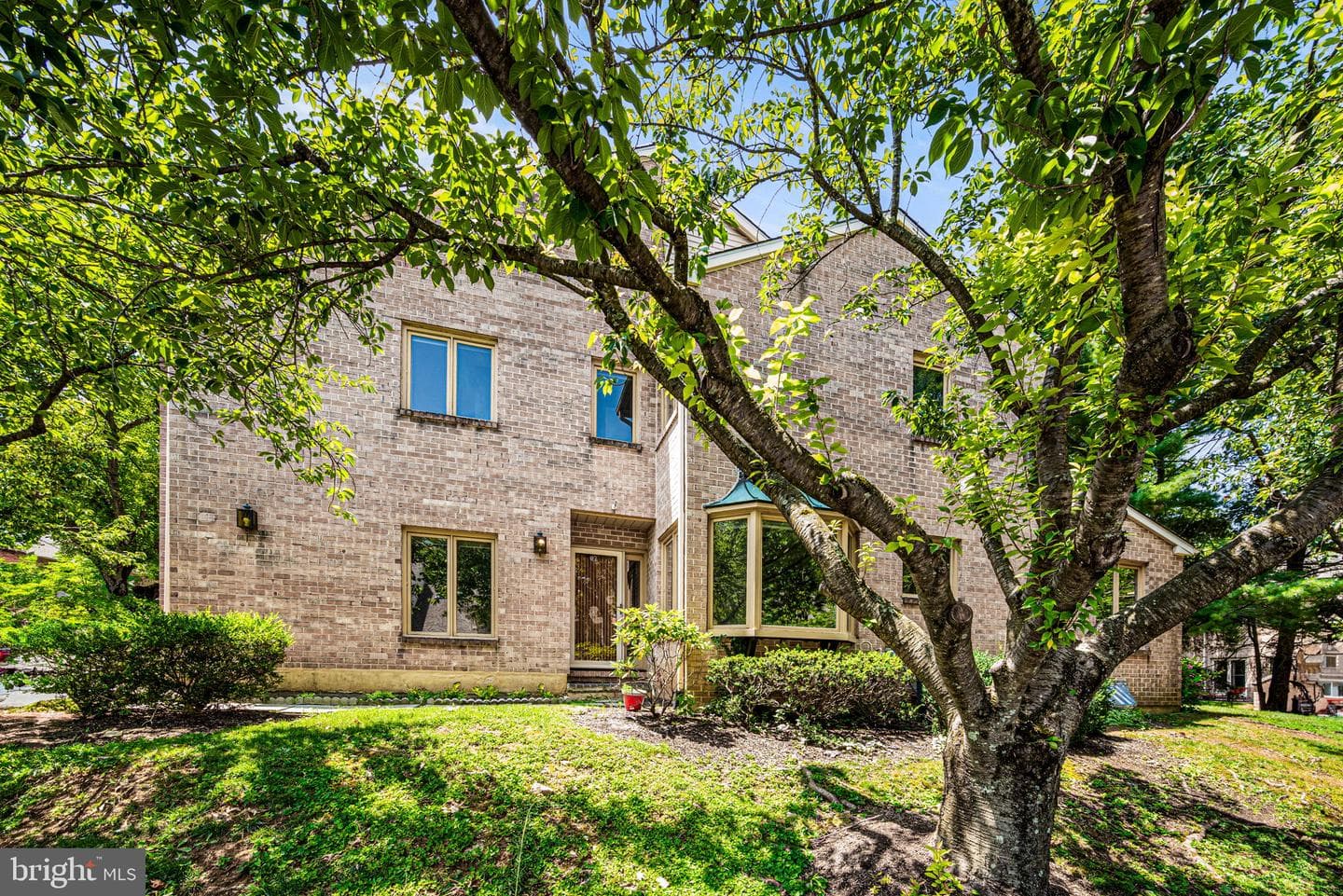 82 Amity Drive photo 34
