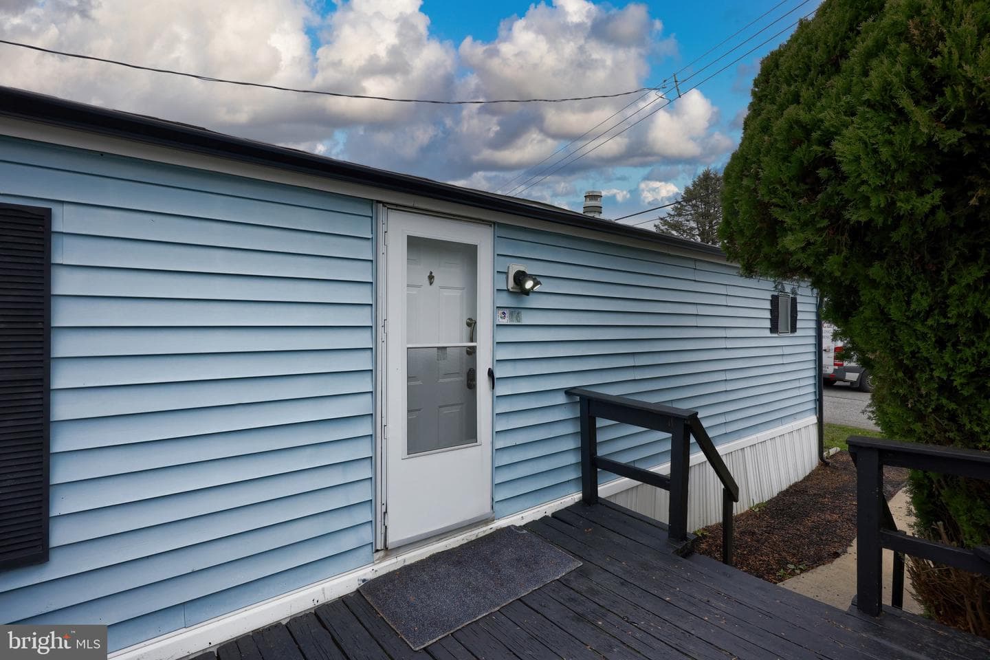 16 Highland Court Road photo 6