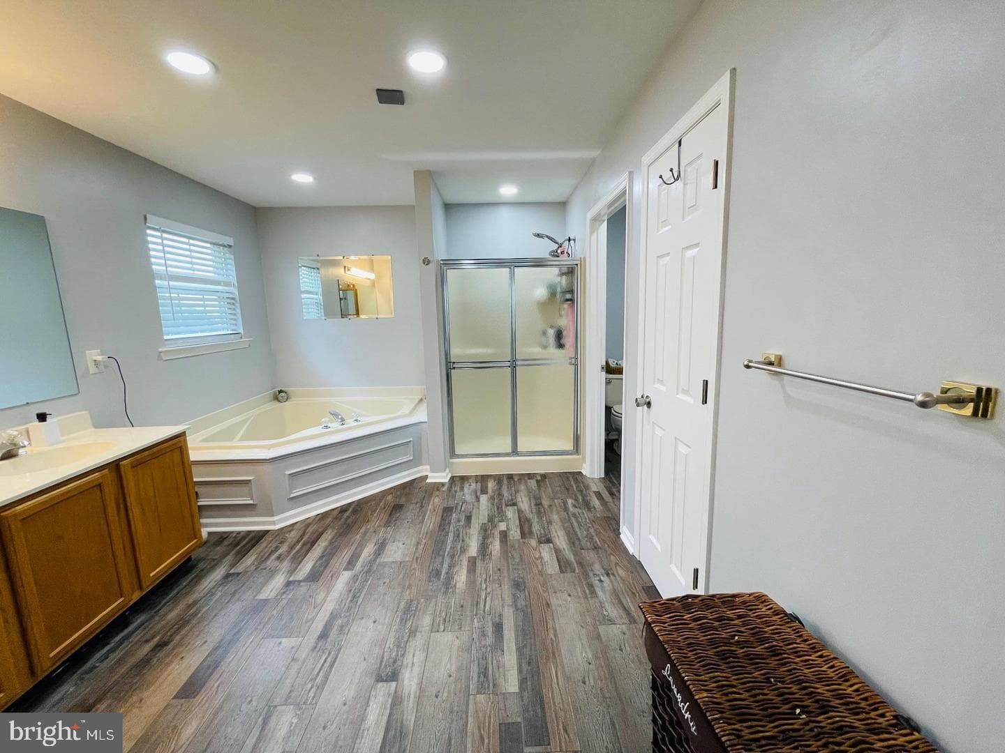 728 Slate Hill Drive photo 13