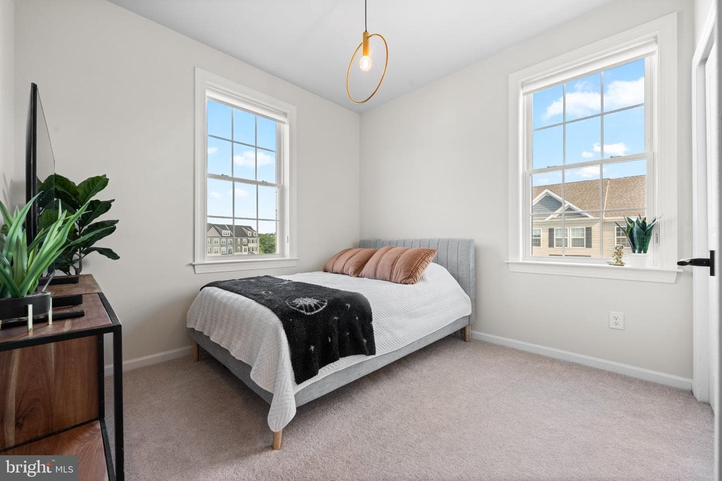 715 Ore Street photo 34
