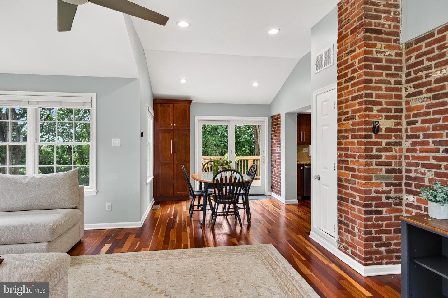 1518 Woodland Road photo 24
