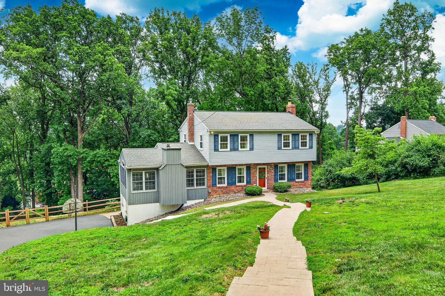 1518 Woodland Road photo 3