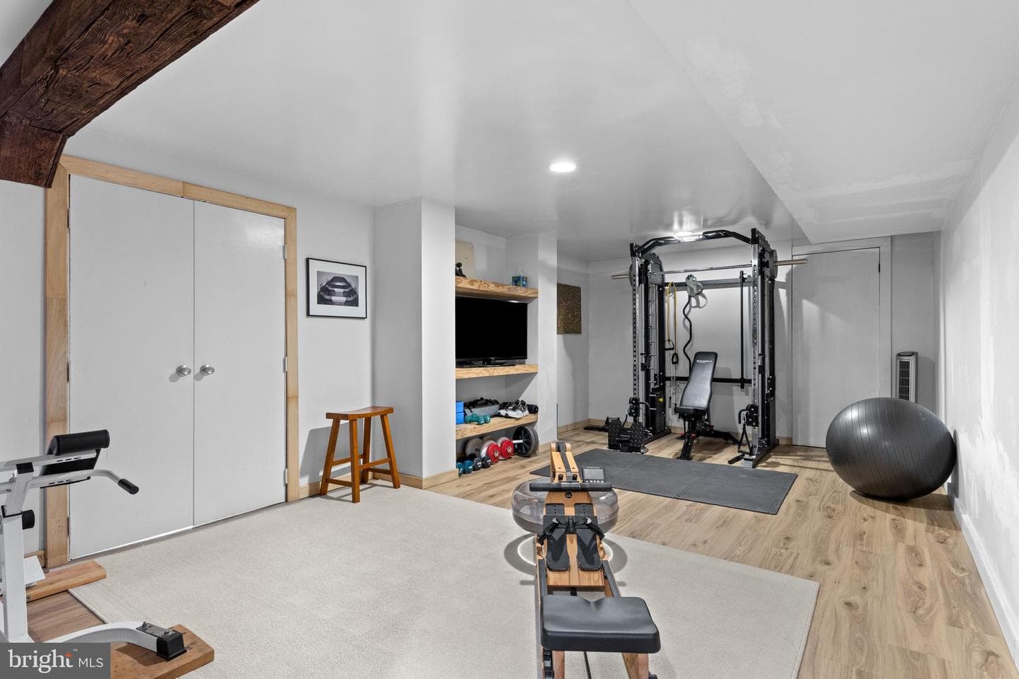 120 Davis Road photo 37