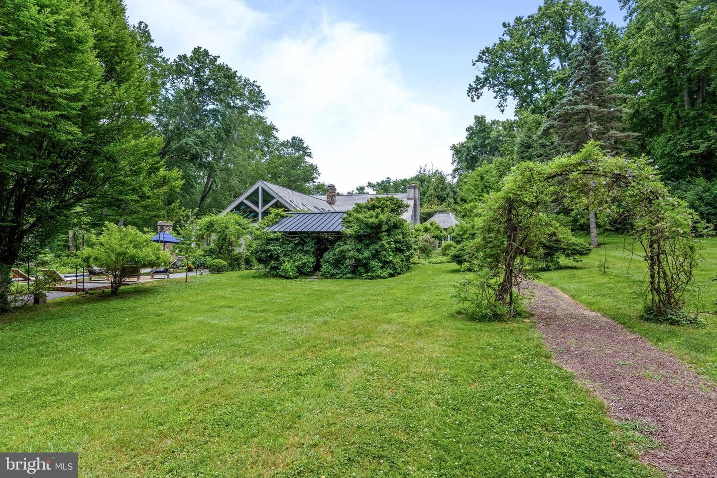 120 Davis Road photo 44