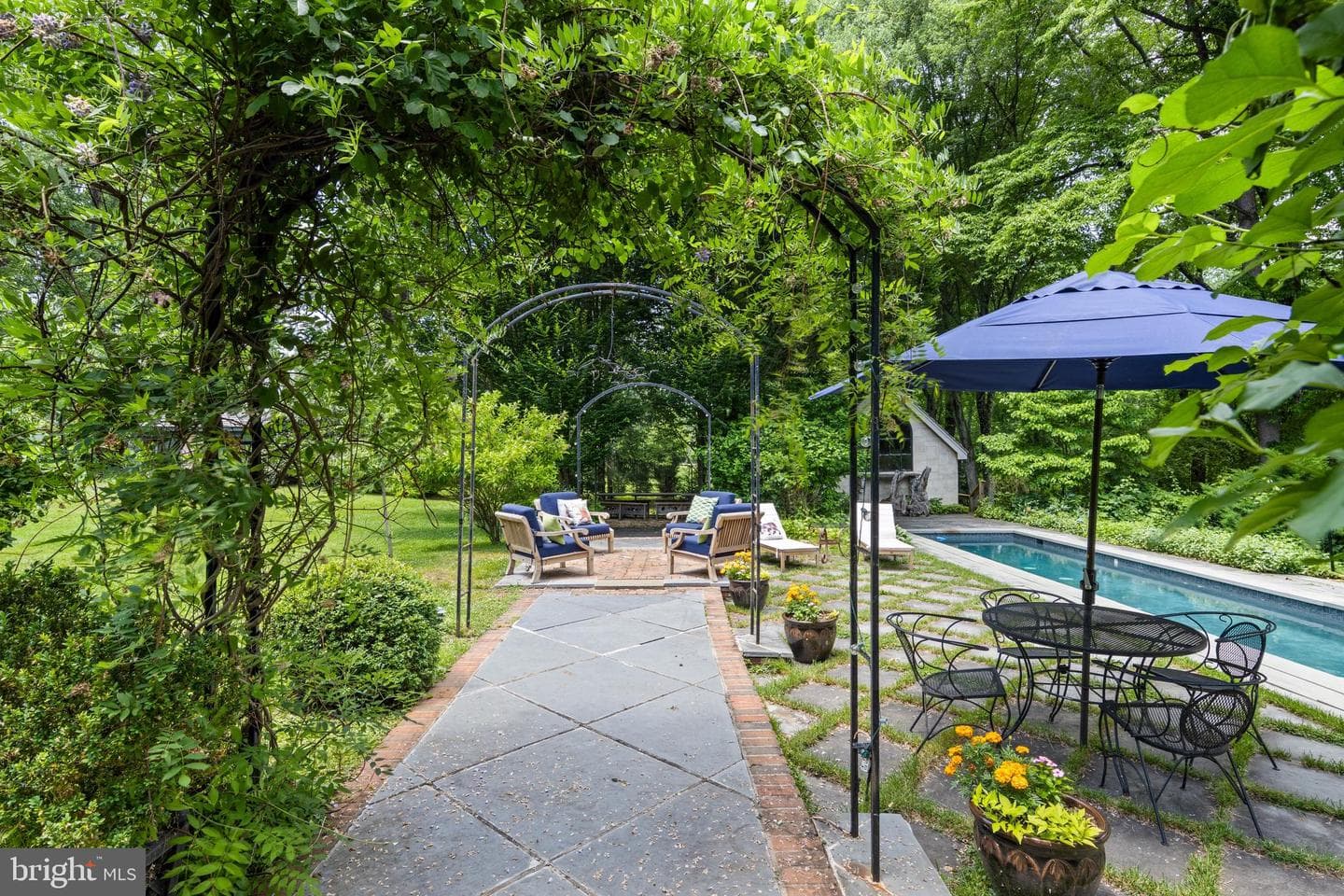 120 Davis Road photo 52