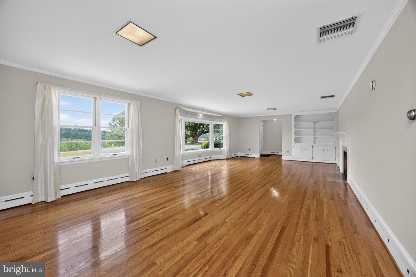 555 Country Club Road photo 13