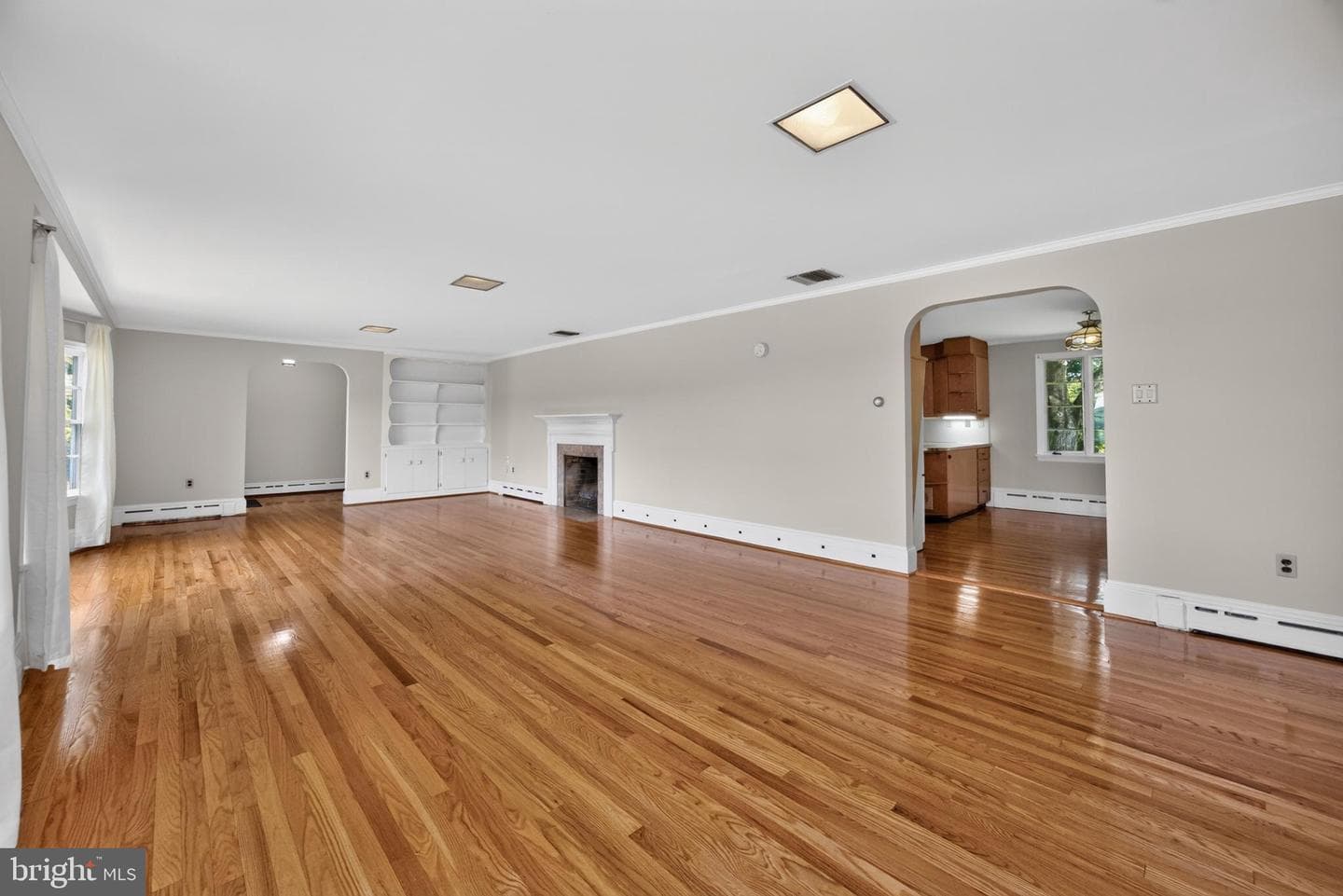 555 Country Club Road photo 16