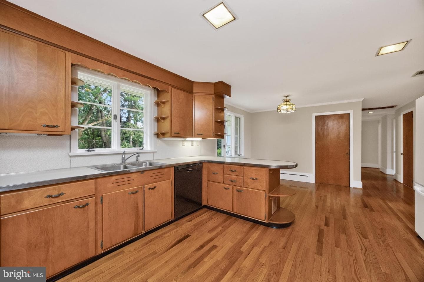 555 Country Club Road photo 22
