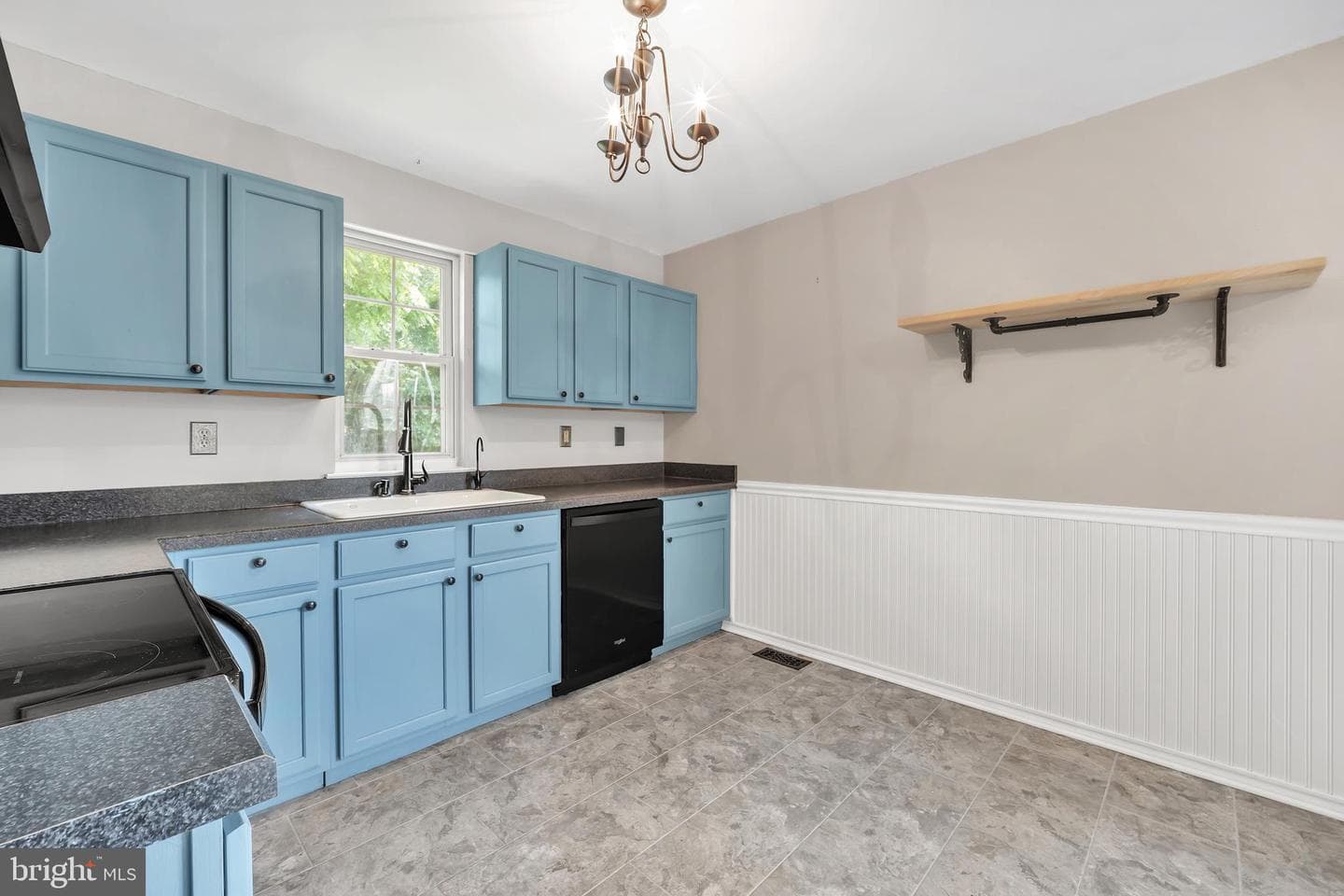 63 Pinckney Drive photo 10