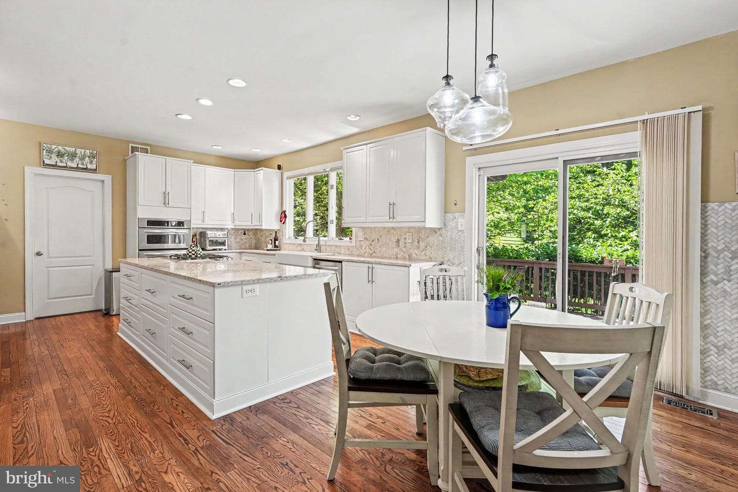 183 Pembrooke Circle photo 8