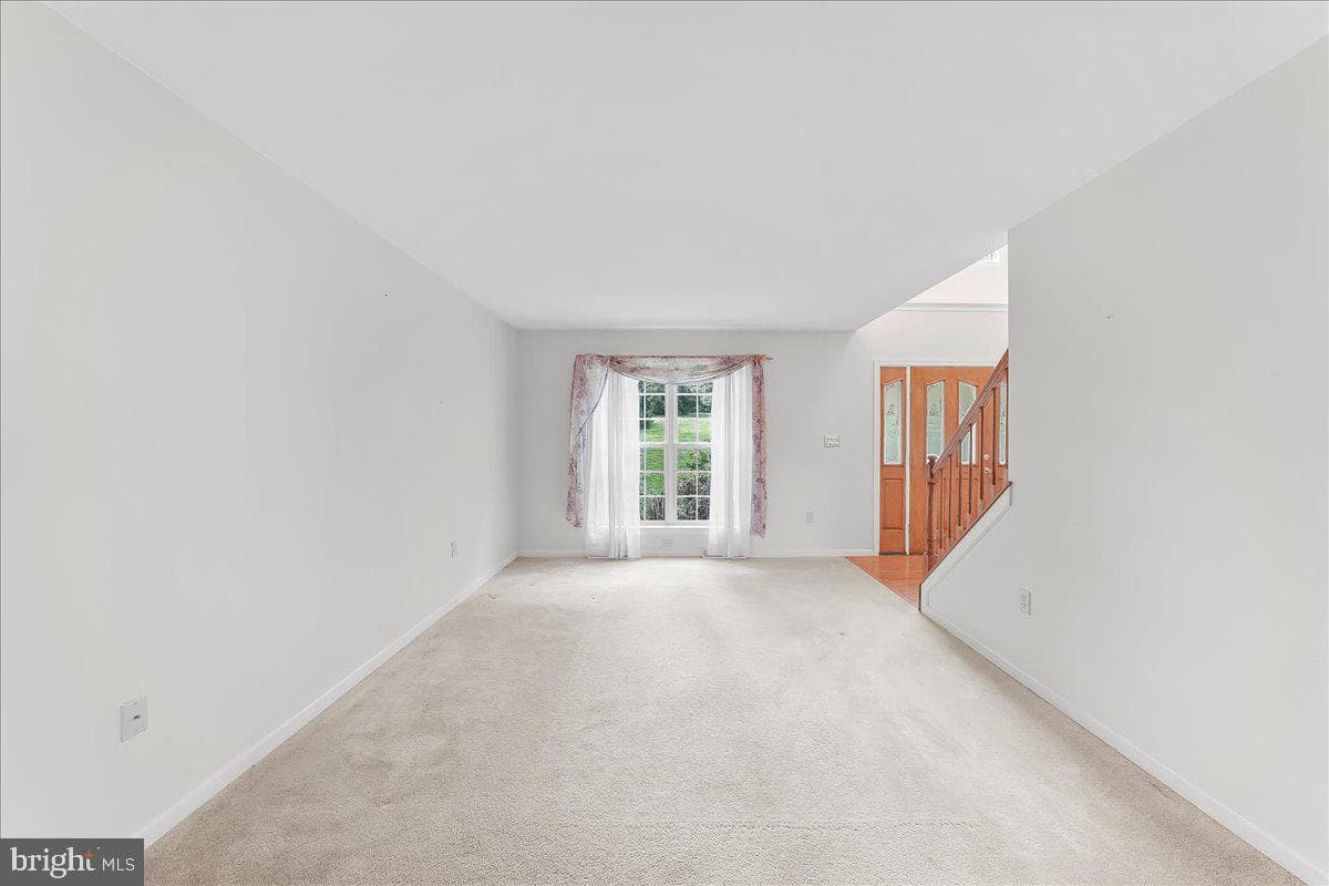 186 White Doe Drive photo 9