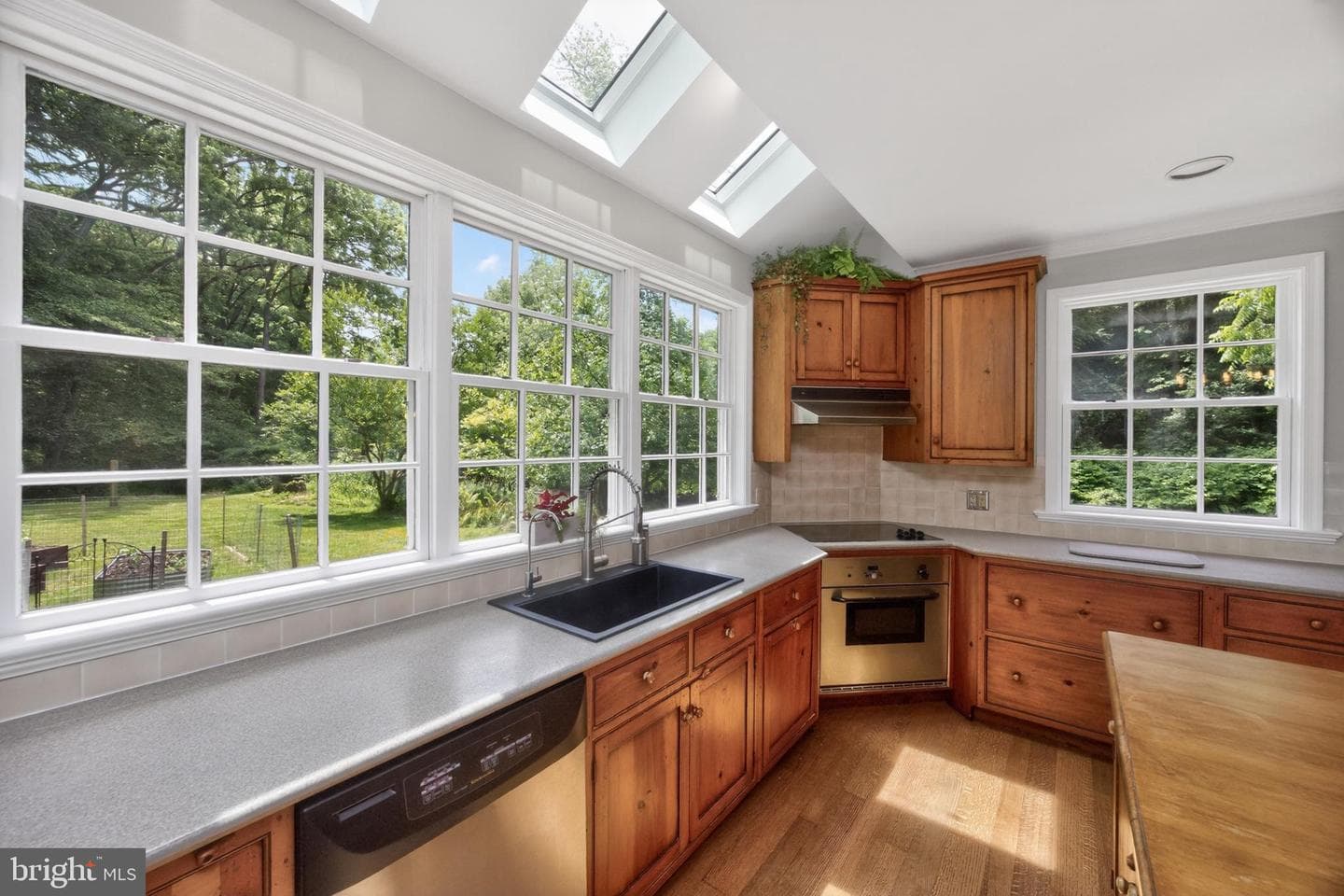 135 Penn Green Road photo 19