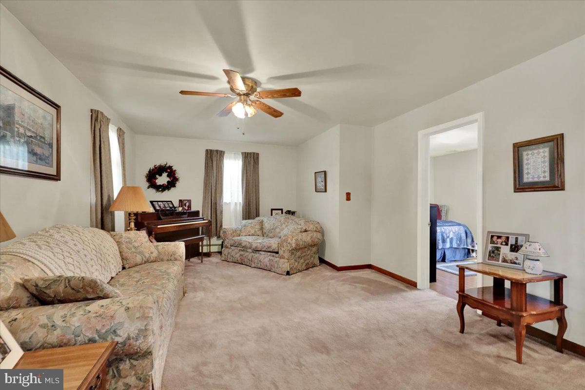 1170 N Manor Road photo 3
