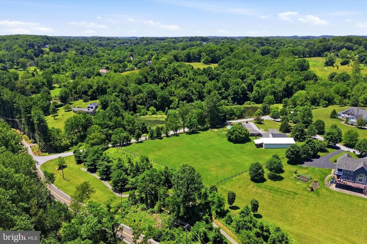 875 Locust Grove Road photo 37