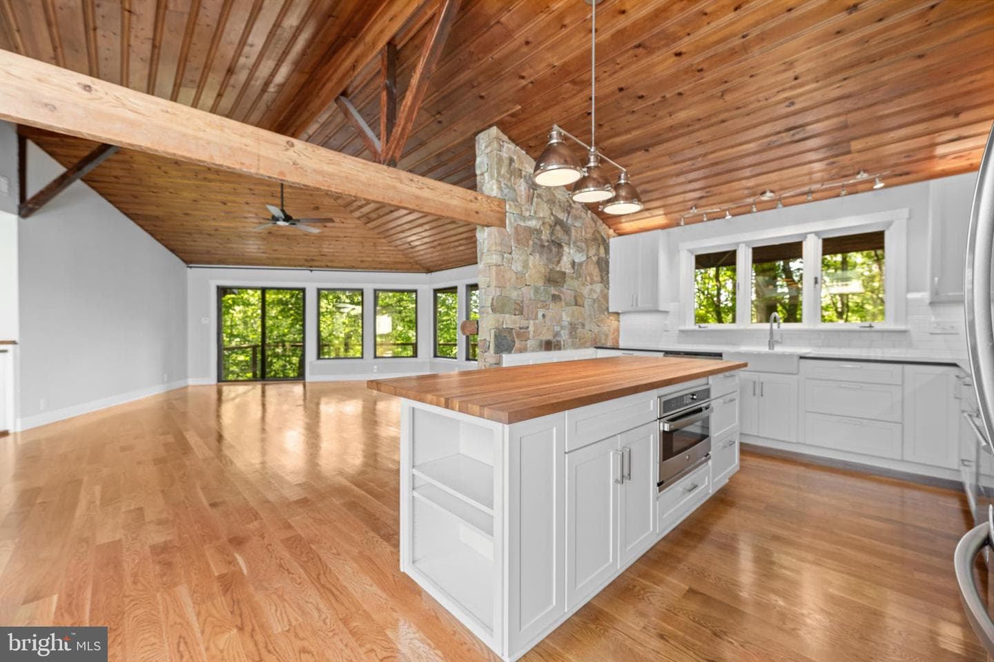479 Willann Drive photo 8