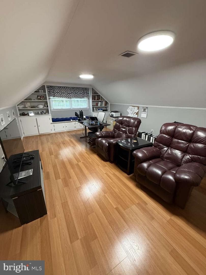 105 Sheldrake Drive photo 32