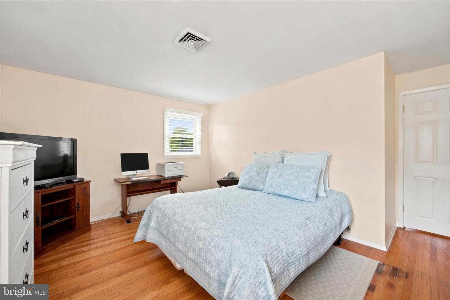 1264 Estate Drive photo 16