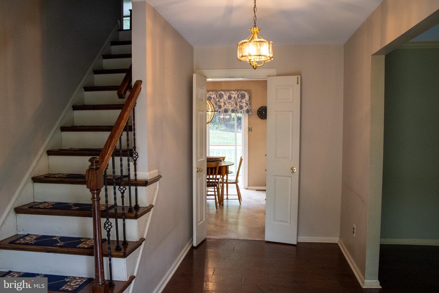 1701 Jennings Way photo 5